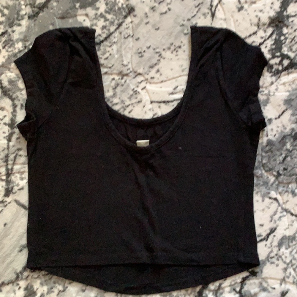 Cropped Top - Picture 2 of 5